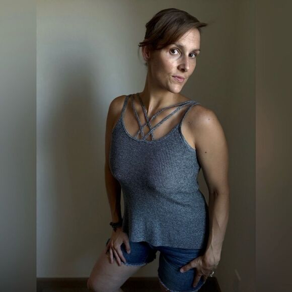 American Eagle Tank Top XS Stretch Gray Strappy Ribbed Summer - Picture 1 of 12